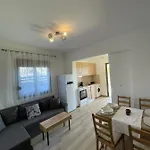 Elena Villa-apartments 아파트