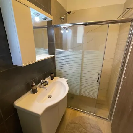 Elena Villa-apartments * Asklipiḯon