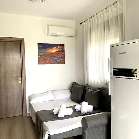 Elena Villa-apartments * Asklipiḯon