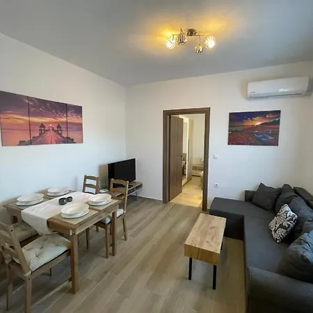 Elena Villa-apartments *